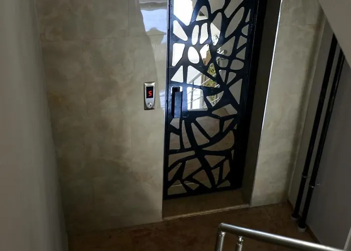 Bed & Breakfast Nest 3*